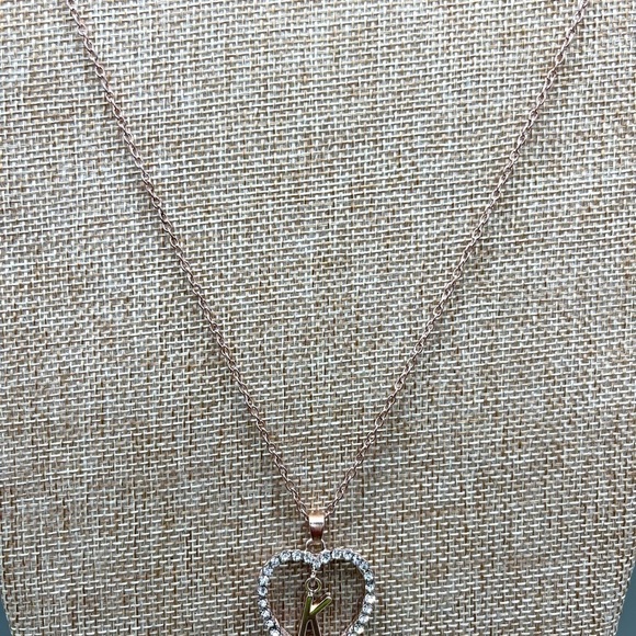 Heart ❤️ with “K” Rose gold tone necklace - Picture 2 of 5